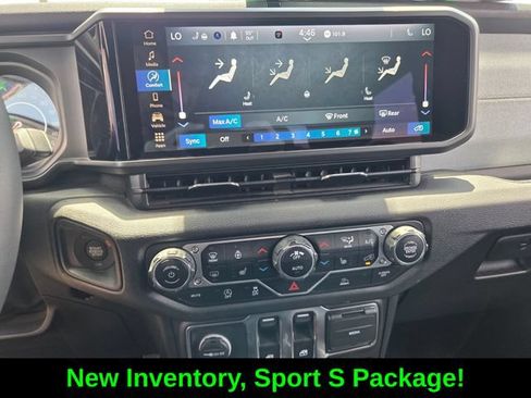 Certified 2025 Jeep Wrangler Sport AWD/4WD image 22