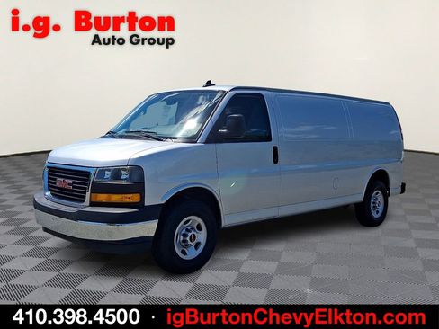 Used 2019 GMC Savana 2500 Extended w/ Enhanced Convenience Package RWD image 3