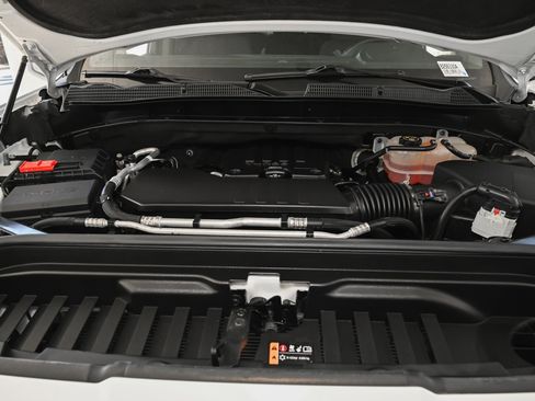 Used 2023 GMC Sierra 1500 Elevation w/ LPO, Elevation Black Package image 15