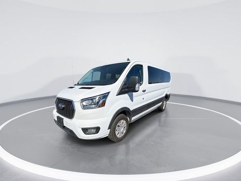 Used 2023 Ford Transit 350 XLT RWD image 4