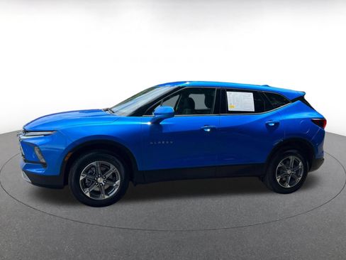 Used 2026 Chevrolet Blazer LT FWD image 7
