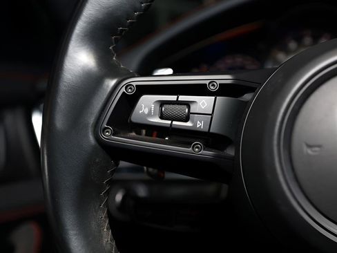 Used 2021 Porsche Panamera GTS w/ Premium Package image 46