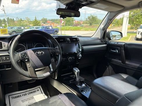 Used 2024 Toyota 4Runner TRD Off-Road Premium w/ Off Road Premium Plus Package AWD/4WD image 8