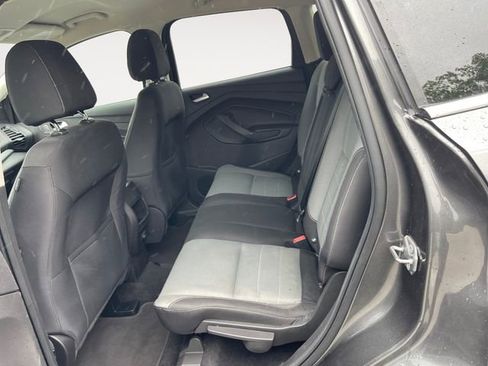 Used 2016 Ford Escape SE FWD image 13