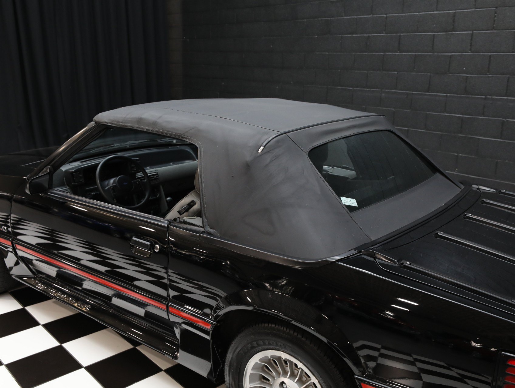 Used 1987 Ford Mustang GT RWD image 9