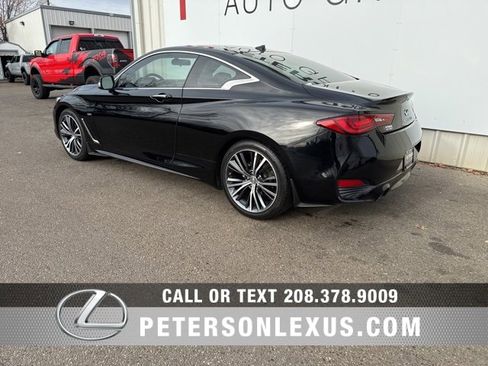 Used 2018 INFINITI Q60 2.0t w/ Moonroof Package image 5