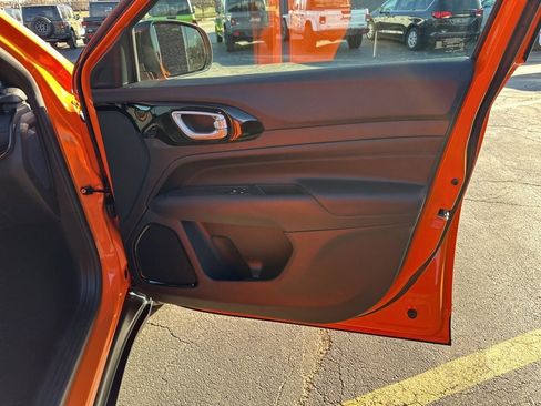 New 2026 Jeep Compass Latitude image 24