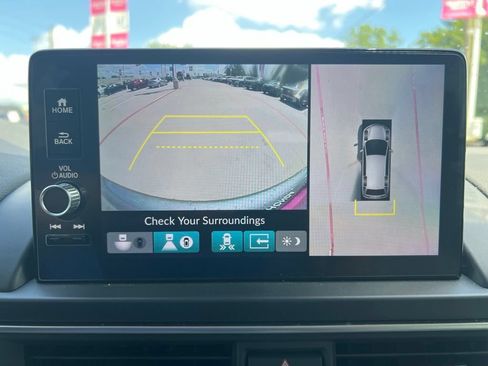 Certified 2025 Honda Pilot Elite image 14
