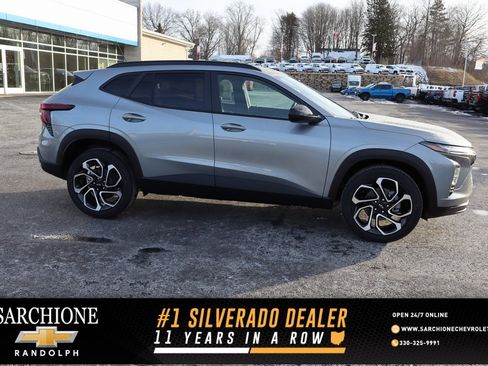 New 2026 Chevrolet Trax RS image 1