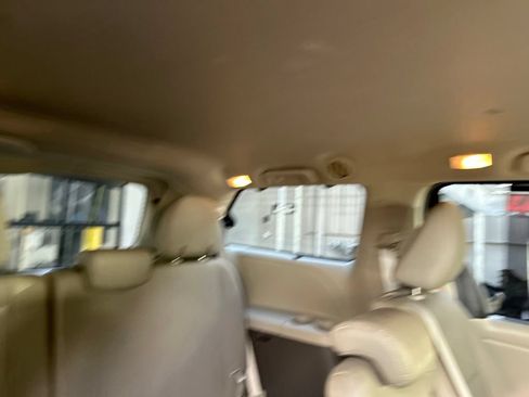 Used 2017 Toyota Sienna XLE Premium FWD image 37