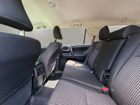 Used 2018 Toyota 4Runner TRD Off-Road AWD/4WD image 23