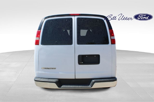 Used 2025 Chevrolet Express 3500 LT w/ LT Preferred Equipment Group RWD image 6