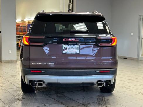 Used 2024 GMC Acadia Elevation image 6