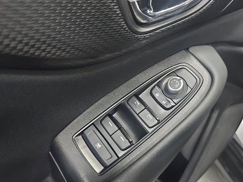 Used 2021 Subaru Outback Premium image 10