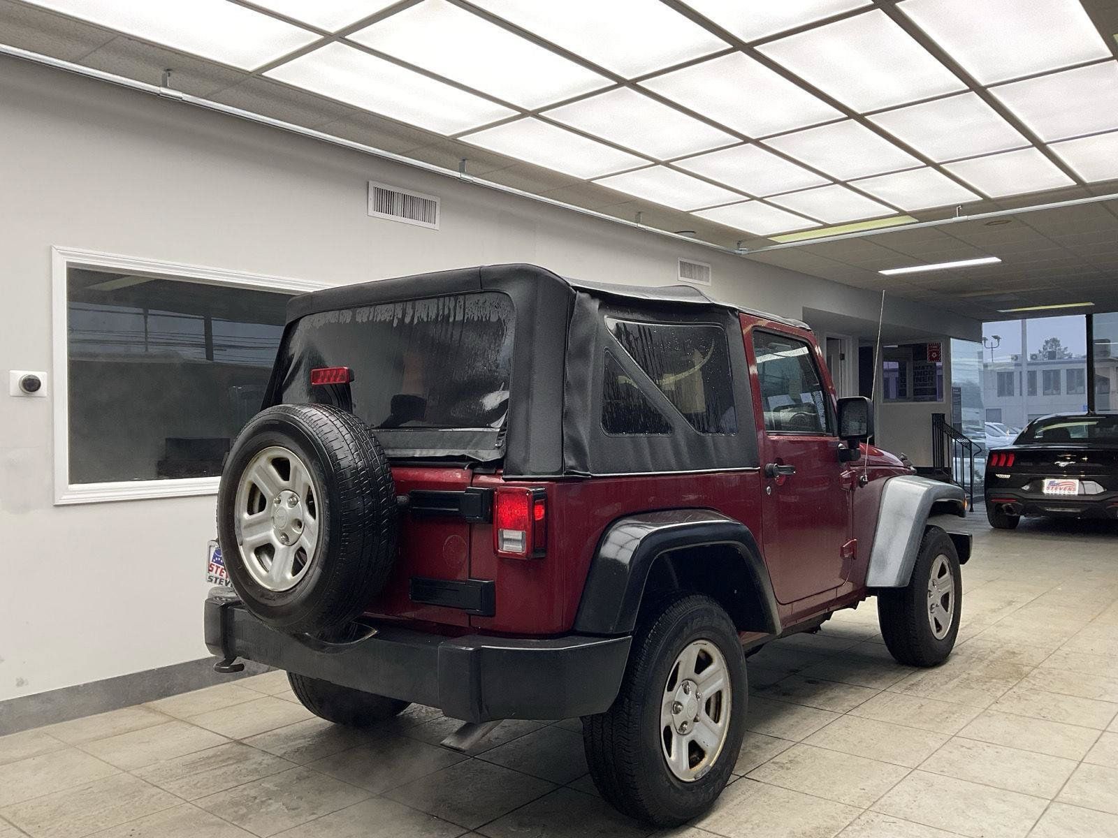Used 2011 Jeep Wrangler Sport AWD/4WD image 5