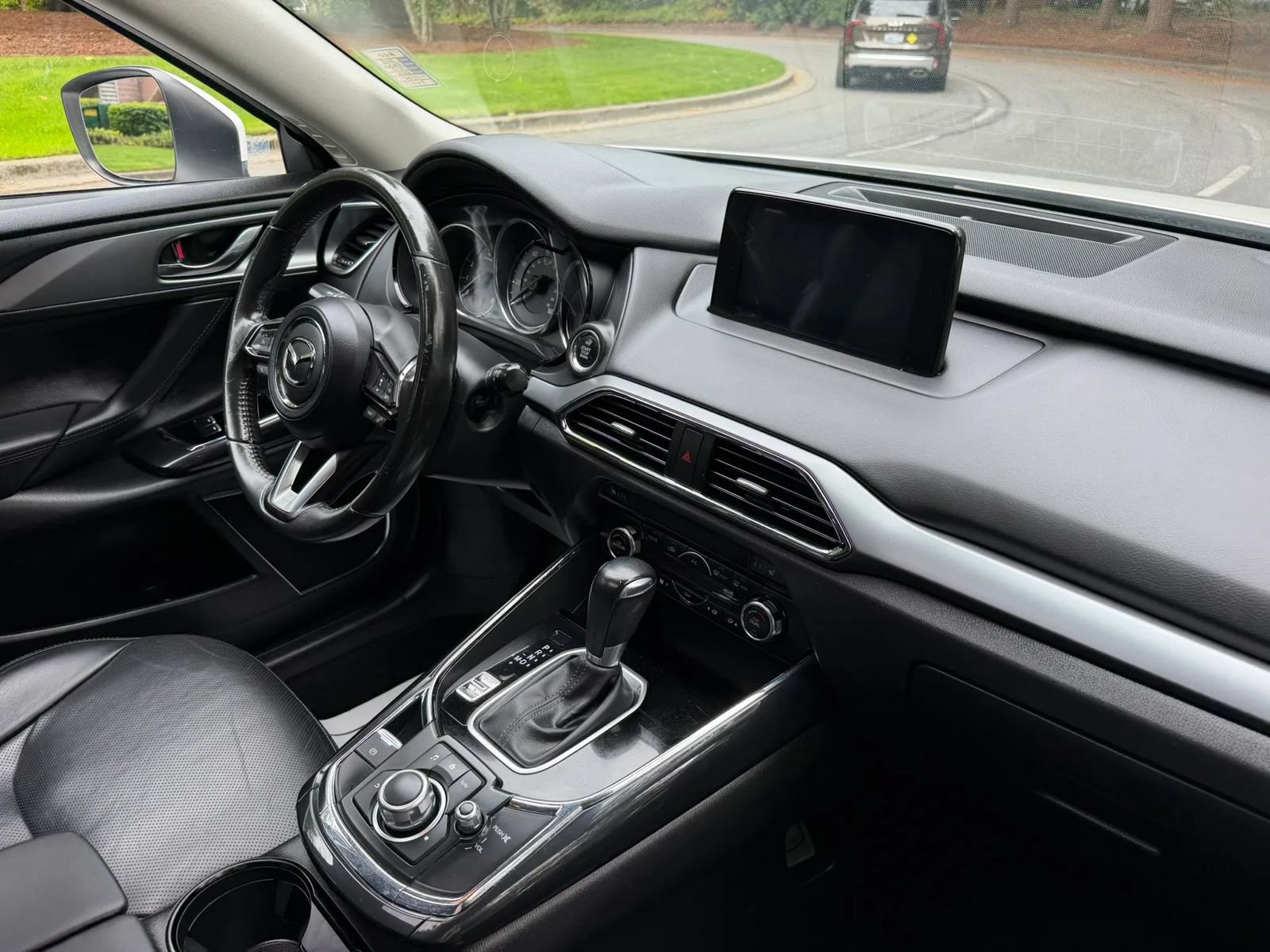 Used 2018 MAZDA CX-9 Touring w/ Touring Premium Package AWD/4WD image 12