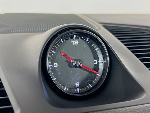 Certified 2023 Porsche Cayenne Coupe image 35