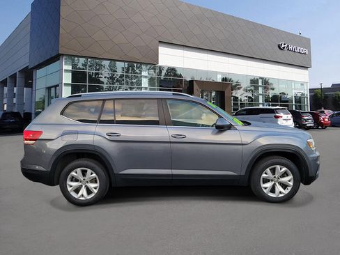 Used 2018 Volkswagen Atlas SE image 4