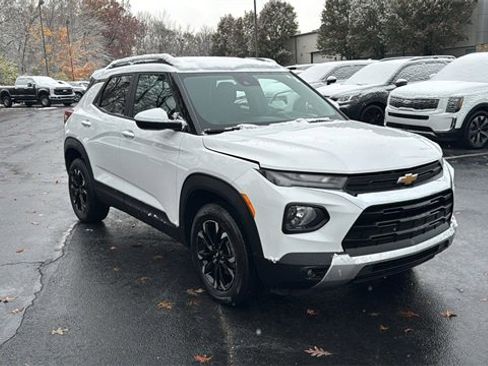 Used 2022 Chevrolet TrailBlazer LT w/ Convenience Package image 27