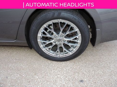 Used 2025 Nissan Altima 2.5 S FWD image 11