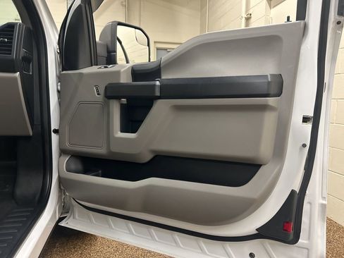 Used 2015 Ford F150 XL w/ Equipment Group 101A Mid image 16