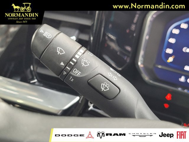 Used 2025 Chevrolet Silverado 2500 LTZ AWD/4WD image 13