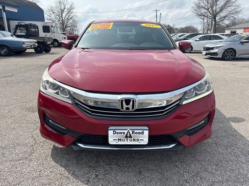Used 2017 Honda Accord Sport image 7