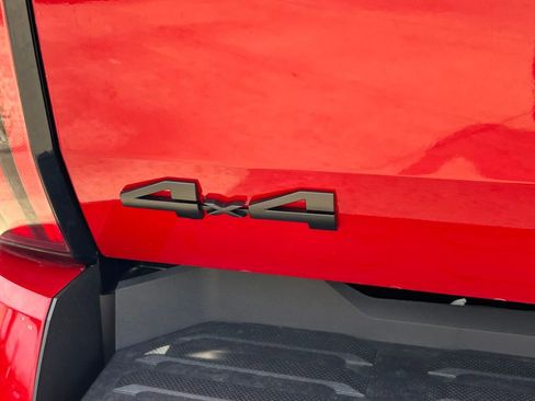 New 2026 Toyota Tundra Platinum AWD/4WD image 13