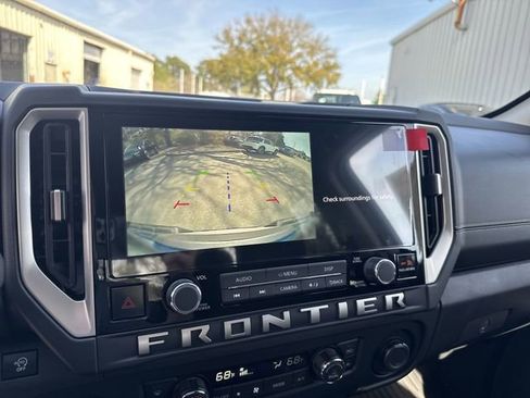 New 2026 Nissan Frontier SV image 21