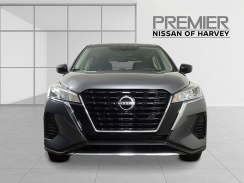 New 2025 Nissan Kicks Play S image 8