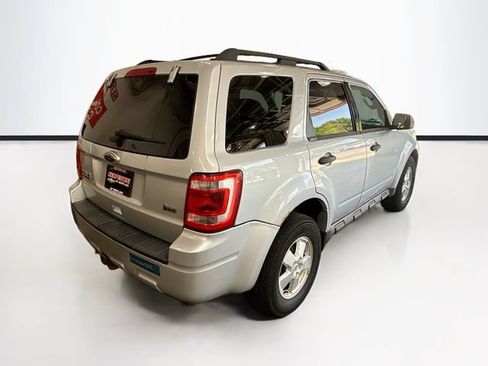 Used 2012 Ford Escape XLT AWD/4WD image 6