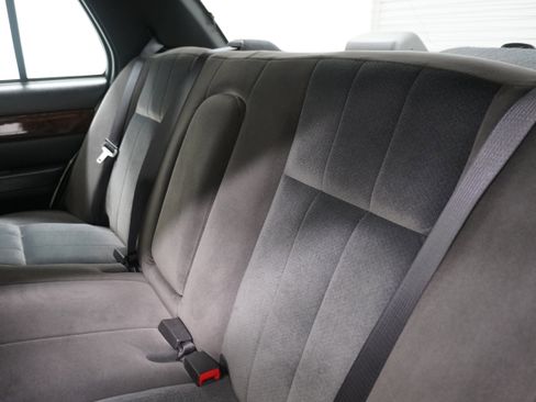 Used 2008 Mercury Grand Marquis GS image 12