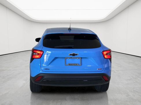 Used 2024 Chevrolet Trax RS w/ Driver Confidence Package FWD image 11