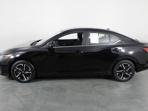 Certified 2024 Nissan Sentra SV FWD image 14