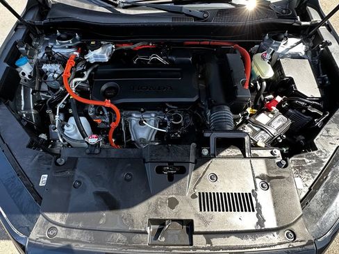 Used 2024 Honda CR-V Sport image 16