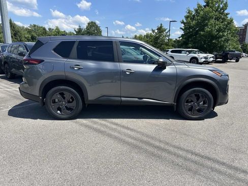 New 2026 Nissan Rogue SV AWD/4WD image 8