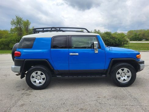 Used 2007 Toyota FJ Cruiser 4WD image 6