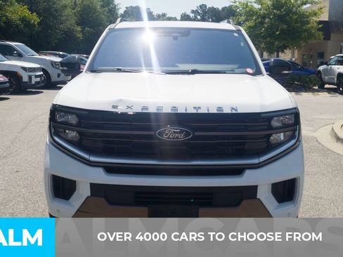 Used 2025 Ford Expedition King Ranch AWD/4WD image 2