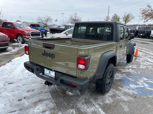New 2026 Jeep Gladiator Sport image 33