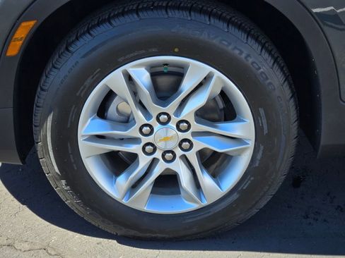 Used 2020 Chevrolet Blazer LT image 9
