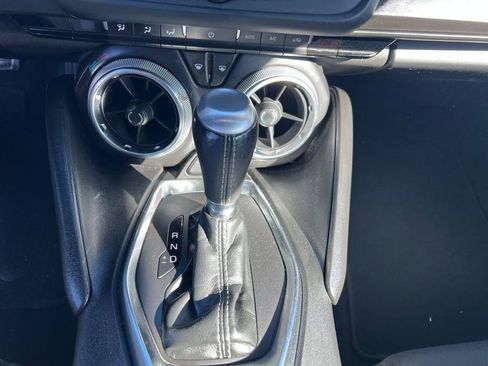 Used 2019 Chevrolet Camaro LT w/ RS Package image 30