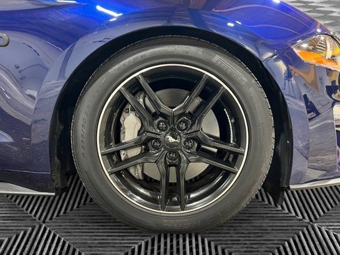 Used 2019 Ford Mustang GT image 11