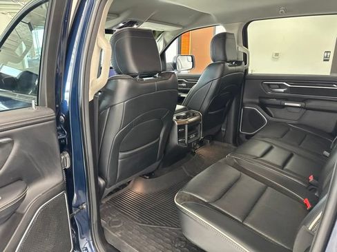 Used 2022 RAM 1500 Laramie AWD/4WD image 22