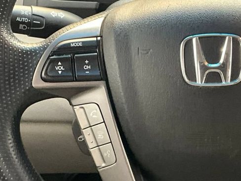 Used 2016 Honda Odyssey SE image 11