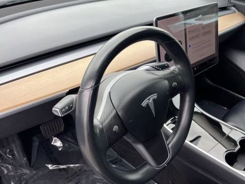 Used 2018 Tesla Model 3 Long Range RWD image 13