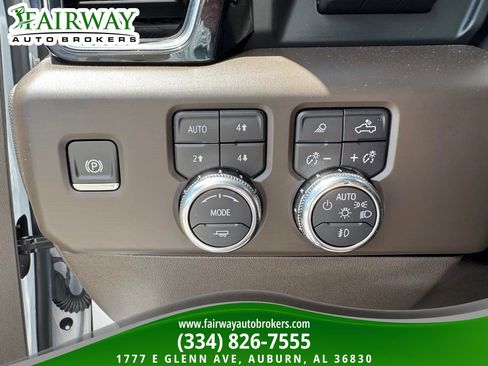 Used 2024 GMC Sierra 1500 Denali w/ Denali Reserve Package AWD/4WD image 17