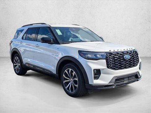 New 2026 Ford Explorer ST-Line image 6
