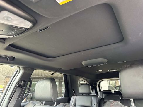 Used 2025 Dodge Durango GT AWD/4WD image 35