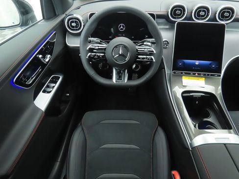 New 2026 Mercedes-Benz GLC 43 AMG 4MATIC image 10