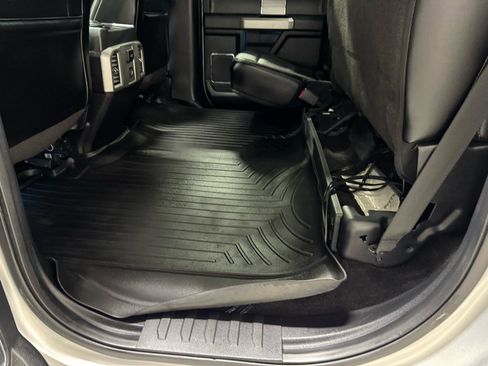 Used 2016 Ford F150 Lariat AWD/4WD image 15